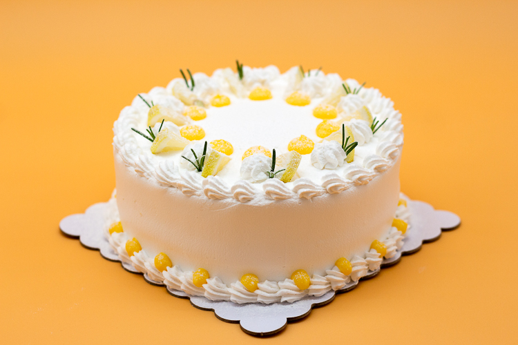 Tzu Chi bakery’s Luscious Lemon Curd Cream Cake【Photo by Harold Alzaga】