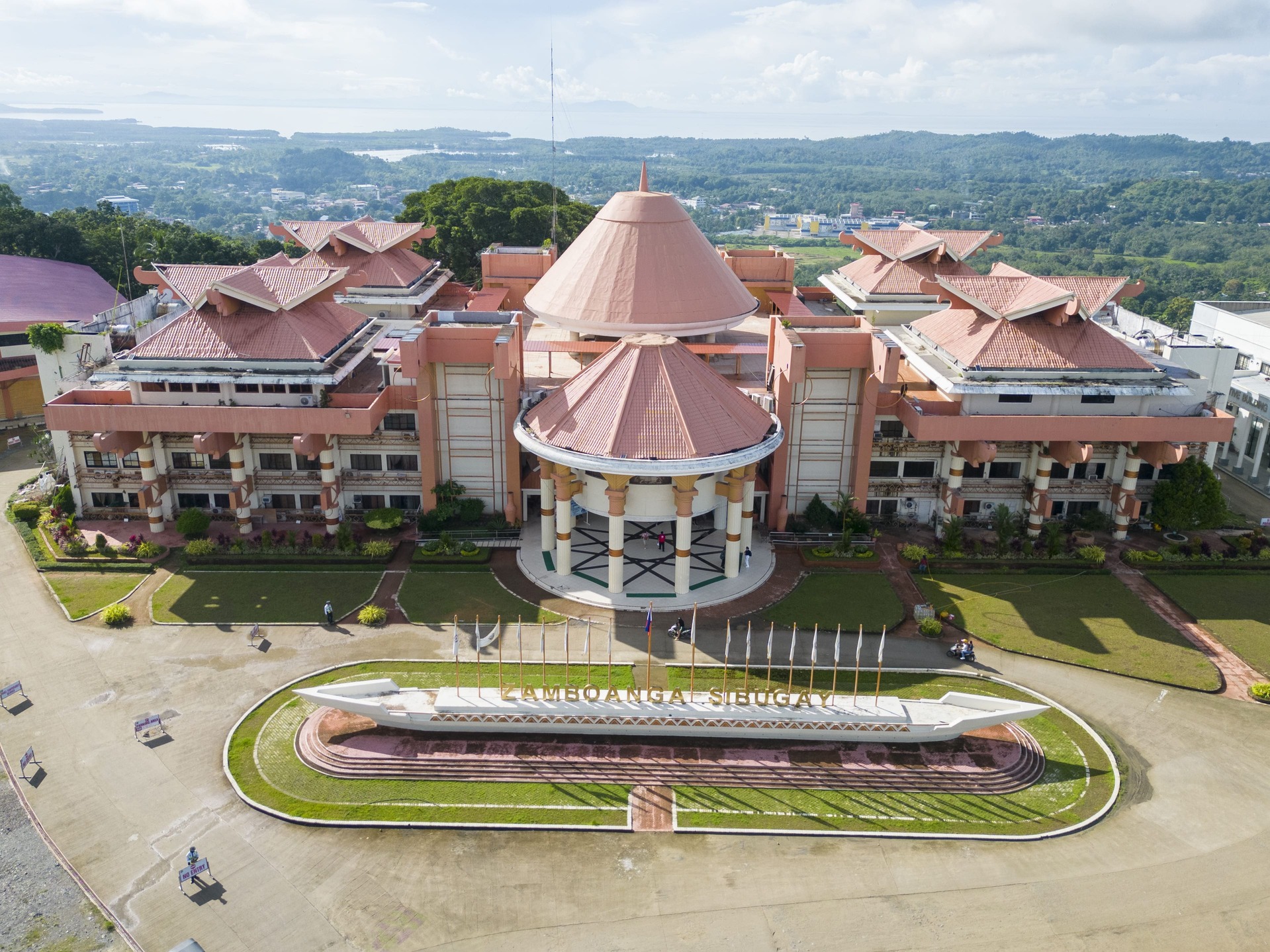Tzu Chi’s 283rd medical mission held its consultations and treatment for general medicine, pediatrics, dental medicine, ophthalmology, and ears, nose, and throat (ENT) medicine at the Zamboanga Sibugay Provincial Capitol.
