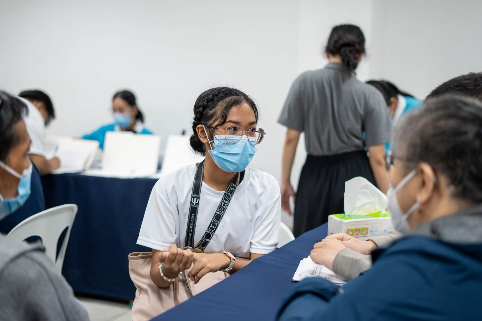 On September 12, 2026, at the Buddhist Tzu Chi Campus in Sta. Mesa, Manila, aspiring scholar Hannah Lyka Mabatan undergoes a panel interview with Tzu Chi volunteers, expressing her strong determination to qualify for the Educational Assistance Program.