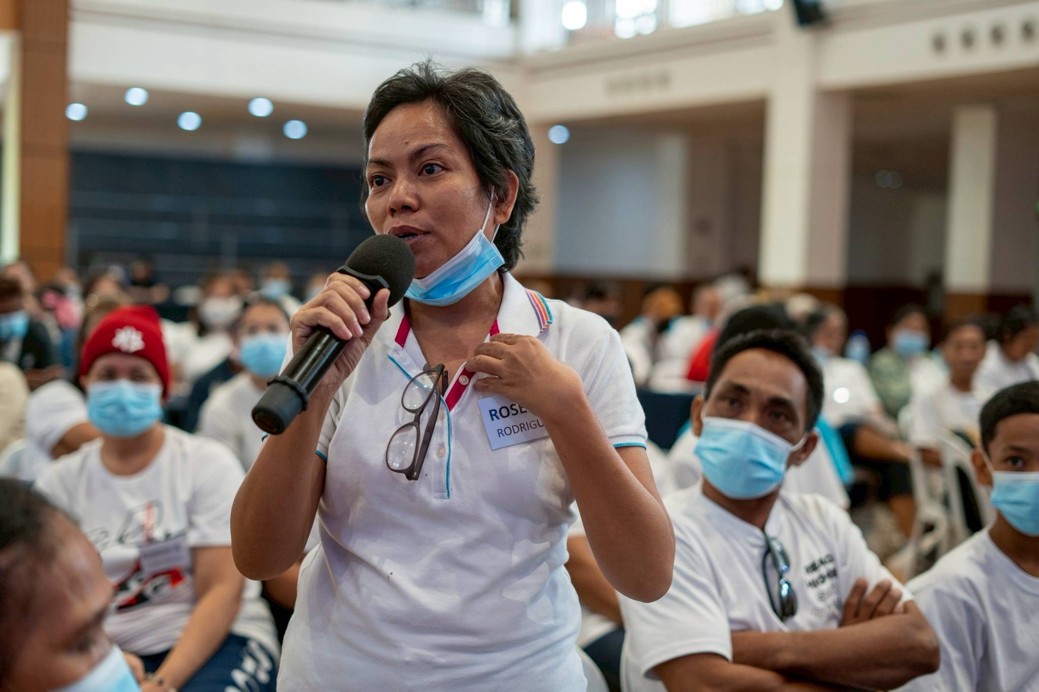 In the few months that she has known Tzu Chi, Roselyn Rodriguez has already embraced its culture. “I learned to eat steamed vegetables,” she said. “I prepare them with my rice.”