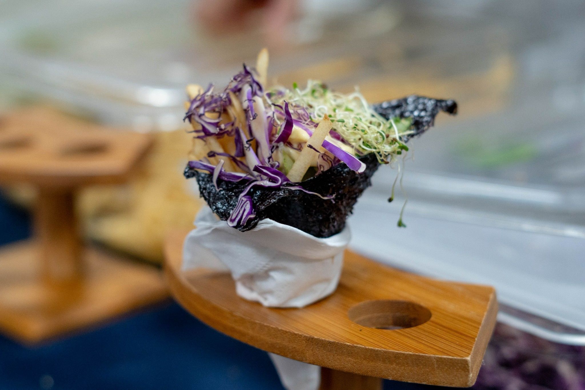 Stuffed with veggies and hand-rolled in a sheet of seaweed, a plant-based temaki makes a satisfying meal.