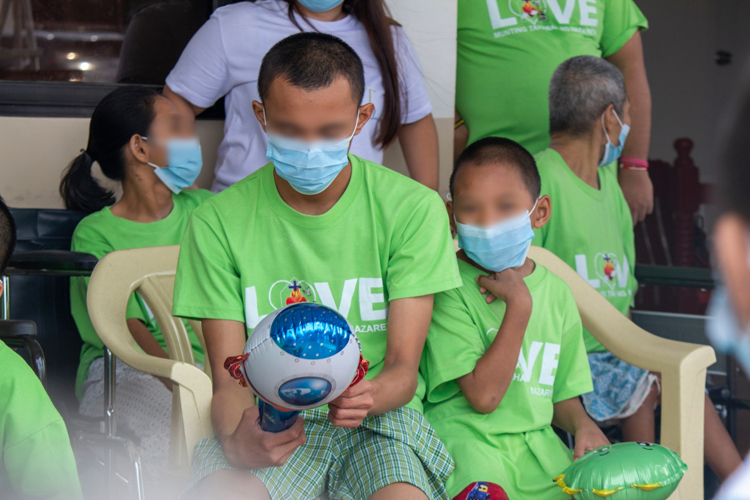 Despite their challenges, Munting Tahanan ng Nazareth residents maintain their spirit and warmth.