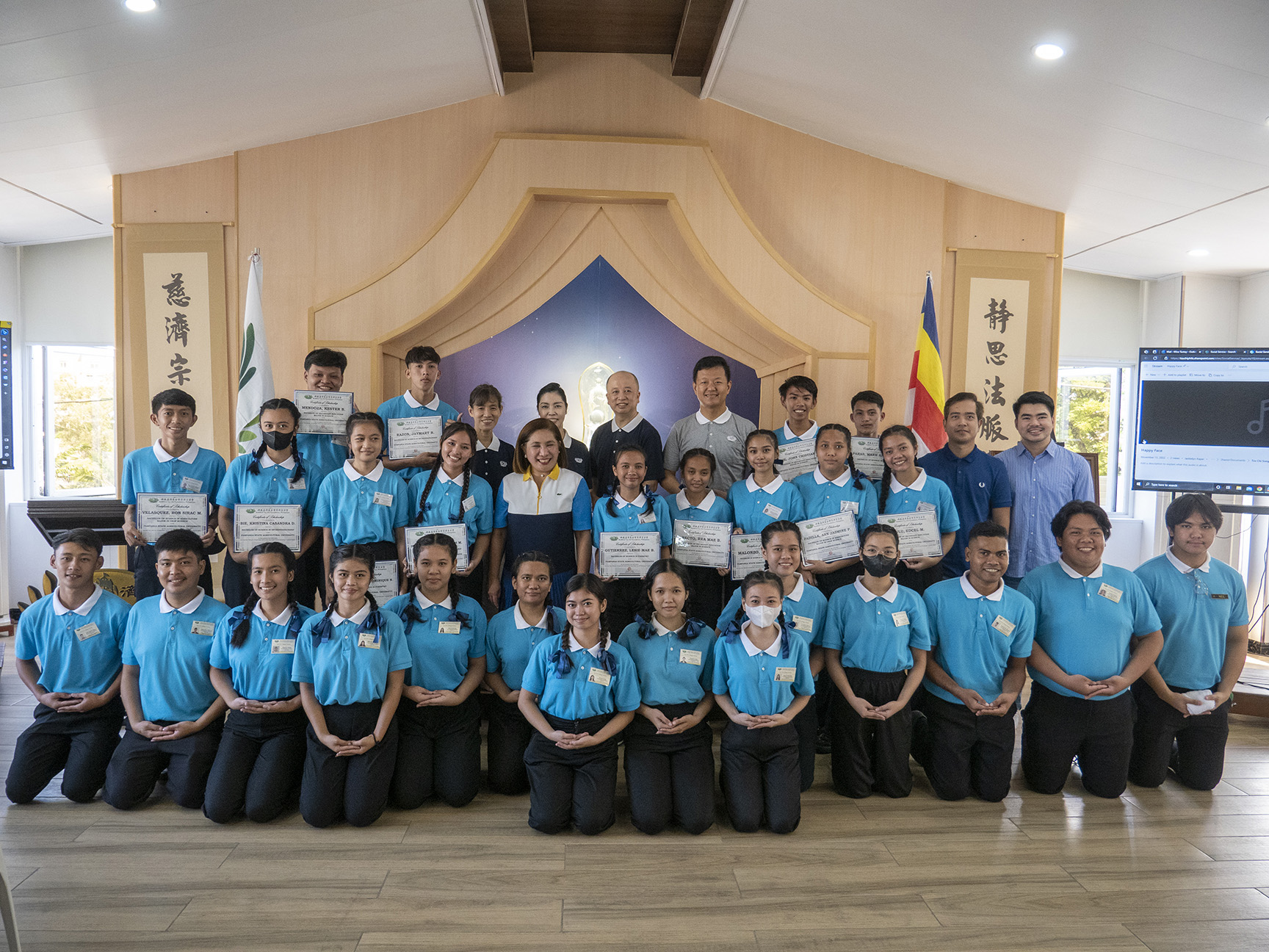 Together with his fellow Tzu Chi scholars in Pampanga, Ron Velasquez received a scholarship that not only supported their daily needs but also empowered them to dream bigger and build a brighter future.