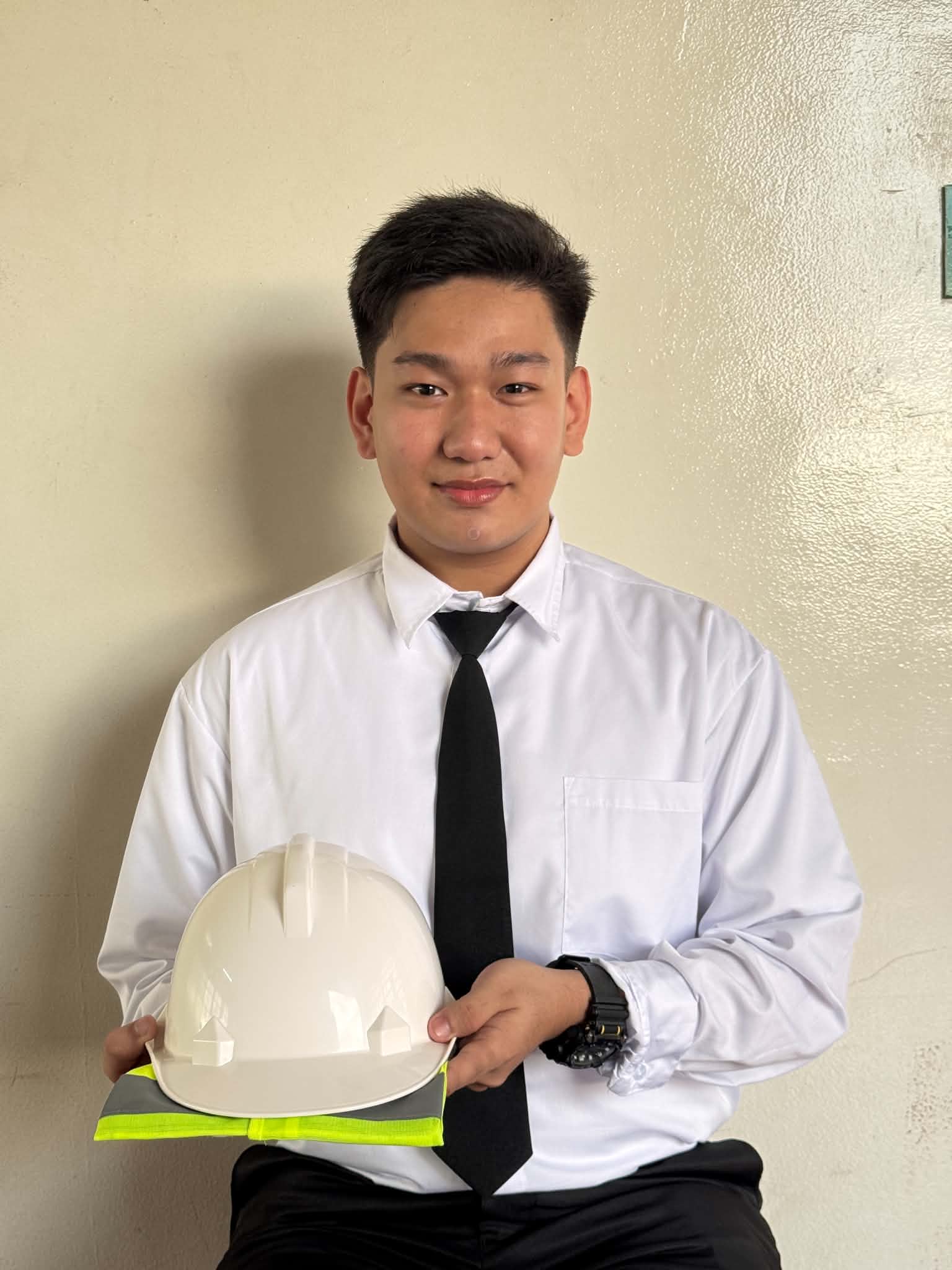 The eight long years with Tzu Chi have built a confident and dedicated scholar who is about to become an engineer. 