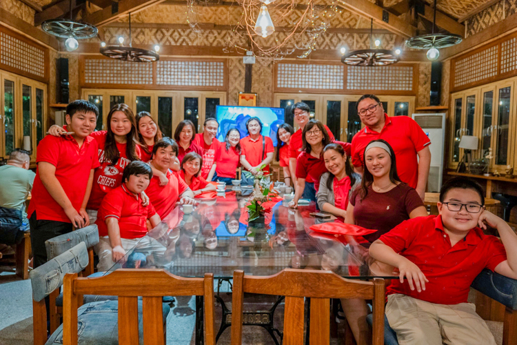 The evening culminates in fellowship as guests gather for a festive dinner and group photo at BTCC’s coffee shop.