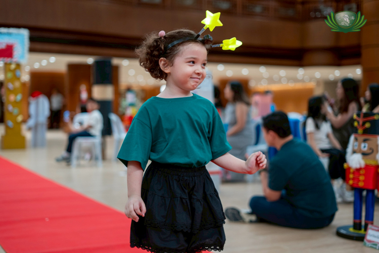 Children lit up the room with their adorable headbands, adding to the festive atmosphere.