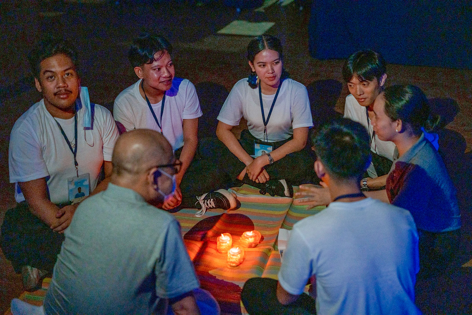 The dark and intimate setting of “Starry, Starry Night” encourages scholars to open up about their innermost thoughts. 