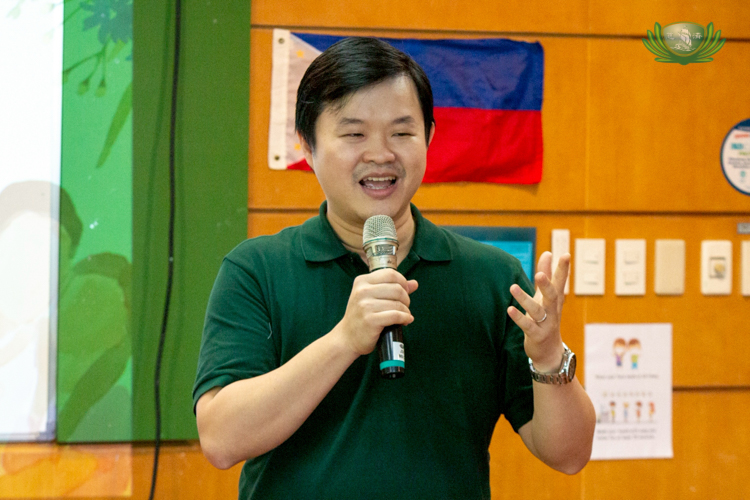 Mark Fang, father to Matthew, thanks Tzu Chi Great Love Preschool Philippines for rekindling his relationship with Tzu Chi and contributing to his son’s education.