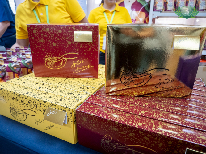 At the Harmony Hall: Ju.D’s Fruitcakes