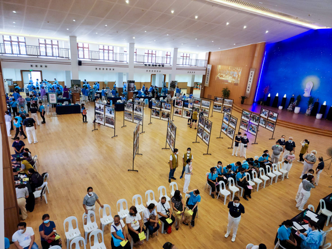 The large and bright Jing Si Auditorium is a far cry from the cramp classrooms in the province where medical missions in the 1990s were held.