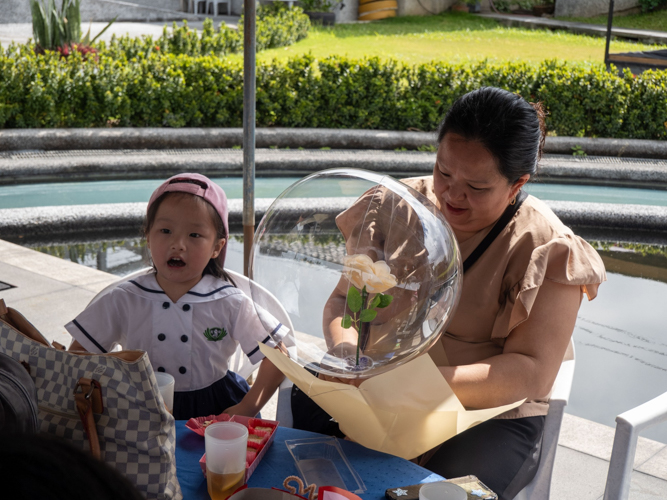 Who says Valentine’s day is only for couples? This mother-daughter duo enjoy their bonding time at the kiddie market. 