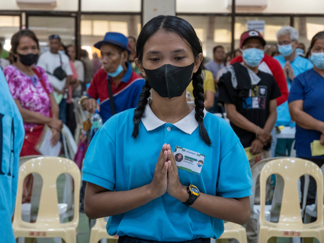 Throughout the three-day medical mission, the days always started with a prayer.