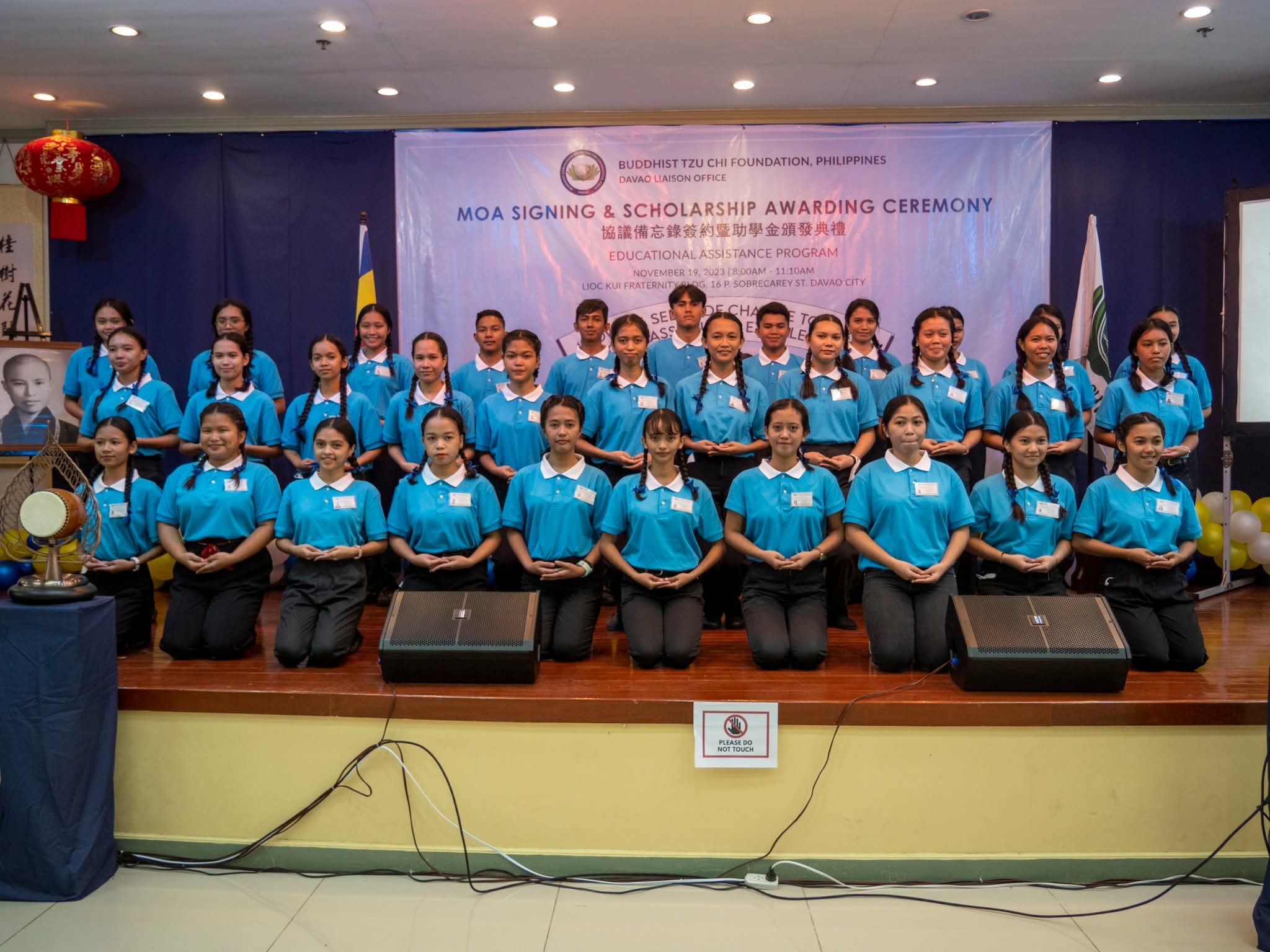 Monterola (first row; sixth from left) was among the 35 pioneer scholars when Tzu Chi Philippines launched its Davao college scholarship program on November 19, 2023 in Davao City.