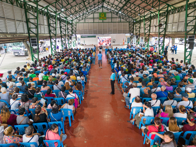 Tzu Chi conducts the relief operation in three batches to accommodate 2,863 beneficiaries.