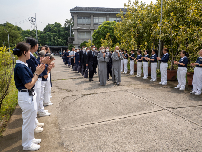 The seventh day of November marks the arrival of the venerable guests, joining Tzu Chi Philippines’ phenomenal four days of reflection and celebration.