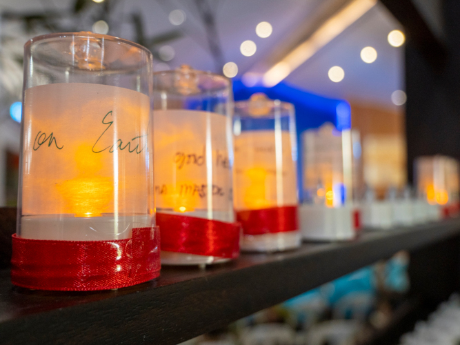 At BTCC’s Jing Si Auditorium, attendees share their heartfelt wishes for the coming year inside battery-operated candles. From prayers for global peace to hopes for good health, each wish carries the promise of a better tomorrow—whether for oneself or for humanity as a whole.