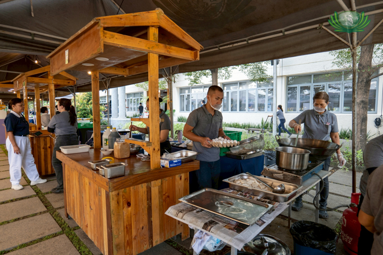 Hours before the 10 am opening of “A Taste of Goodness,” Tzu Chi staffers set up the arroz caldo booth.