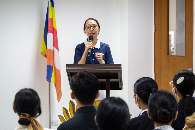 Peggy Sy-Jiang, director from Tzu Chi’s Office of the CEO, thanked the Mock Interview and Career Talk guests for taking time to volunteer for this activity. Quoting Dharma Master Cheng Yen, she said, “Blessed people are those who can do something for others.” 