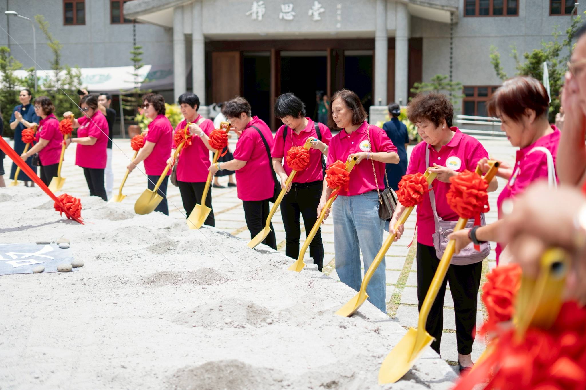 Everybody was invited to participate in symbolic shoveling at the groundbreaking site.