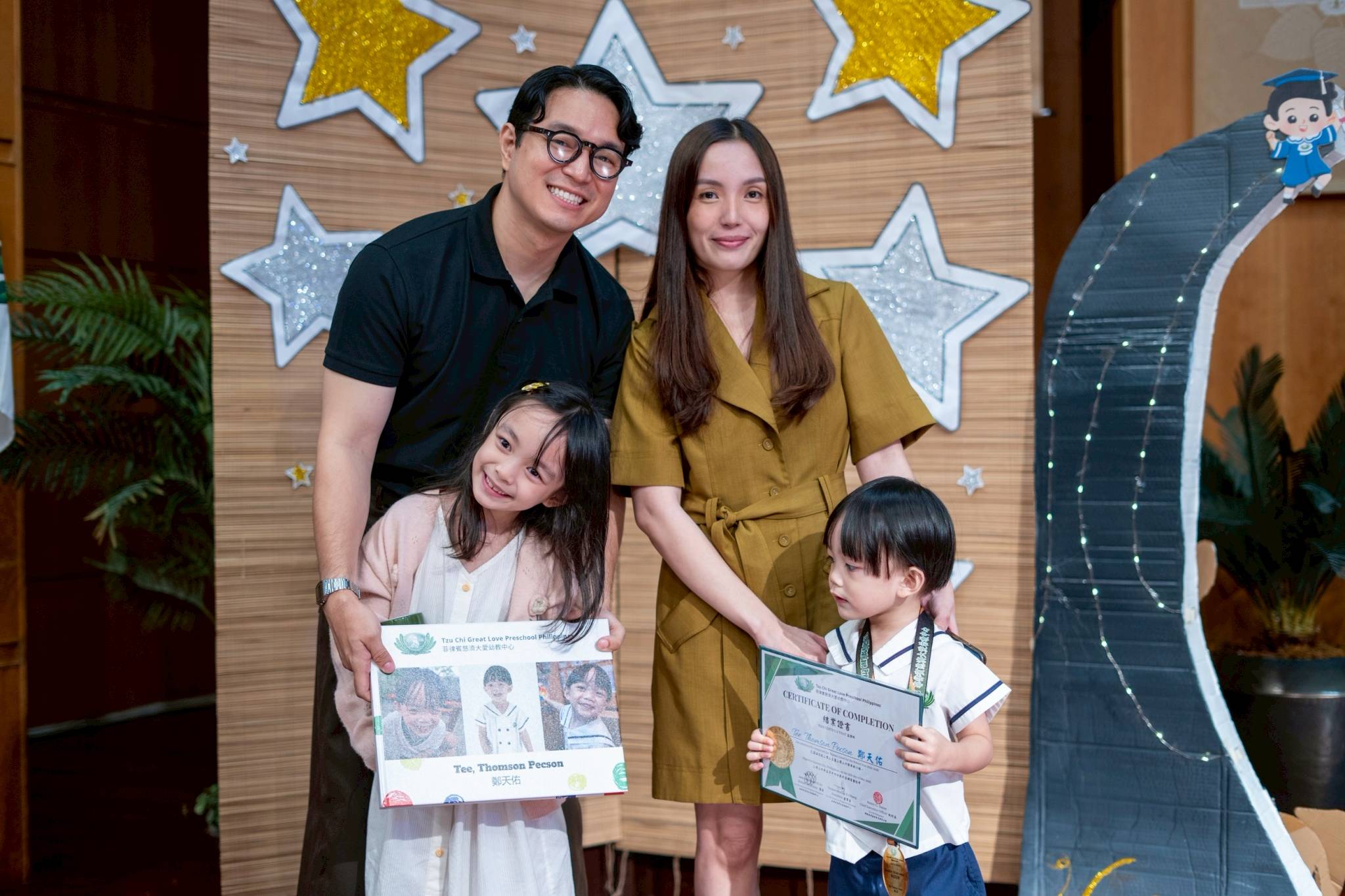 Thomson Pecson Tee and family 