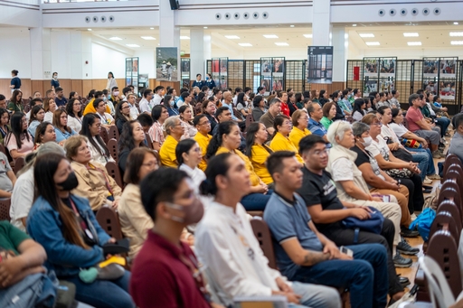 Around 200 attendees participate in the talk, titled “Journey towards a climate of healing and hope: An environment forum for a healthier planet”.