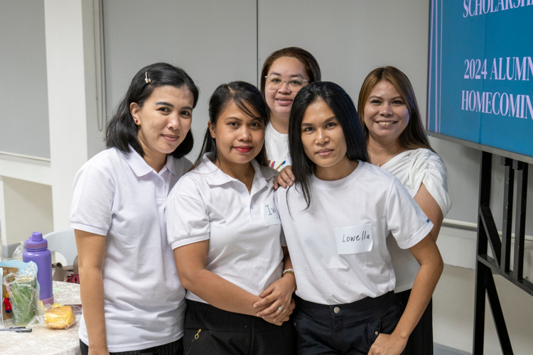 At Tzu Chi’s alumni homecoming for Technical-Vocational scholars last December 21, 105 graduates from the program’s different courses showed up to rekindle relationships with their peers and Tzu Chi volunteers.