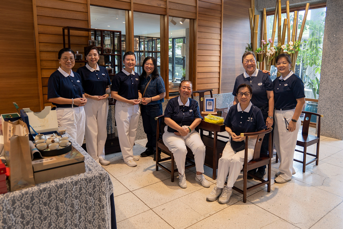 Capturing a memorable moment, Tzu Chi volunteers pose gracefully for a group photo as the 2026 Tzu Chi Food Bazaar comes to a close.