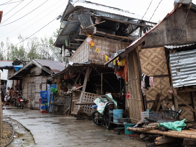 This home survived Odette but it is close to collapsing. 【Photo by Marella Saldonido】