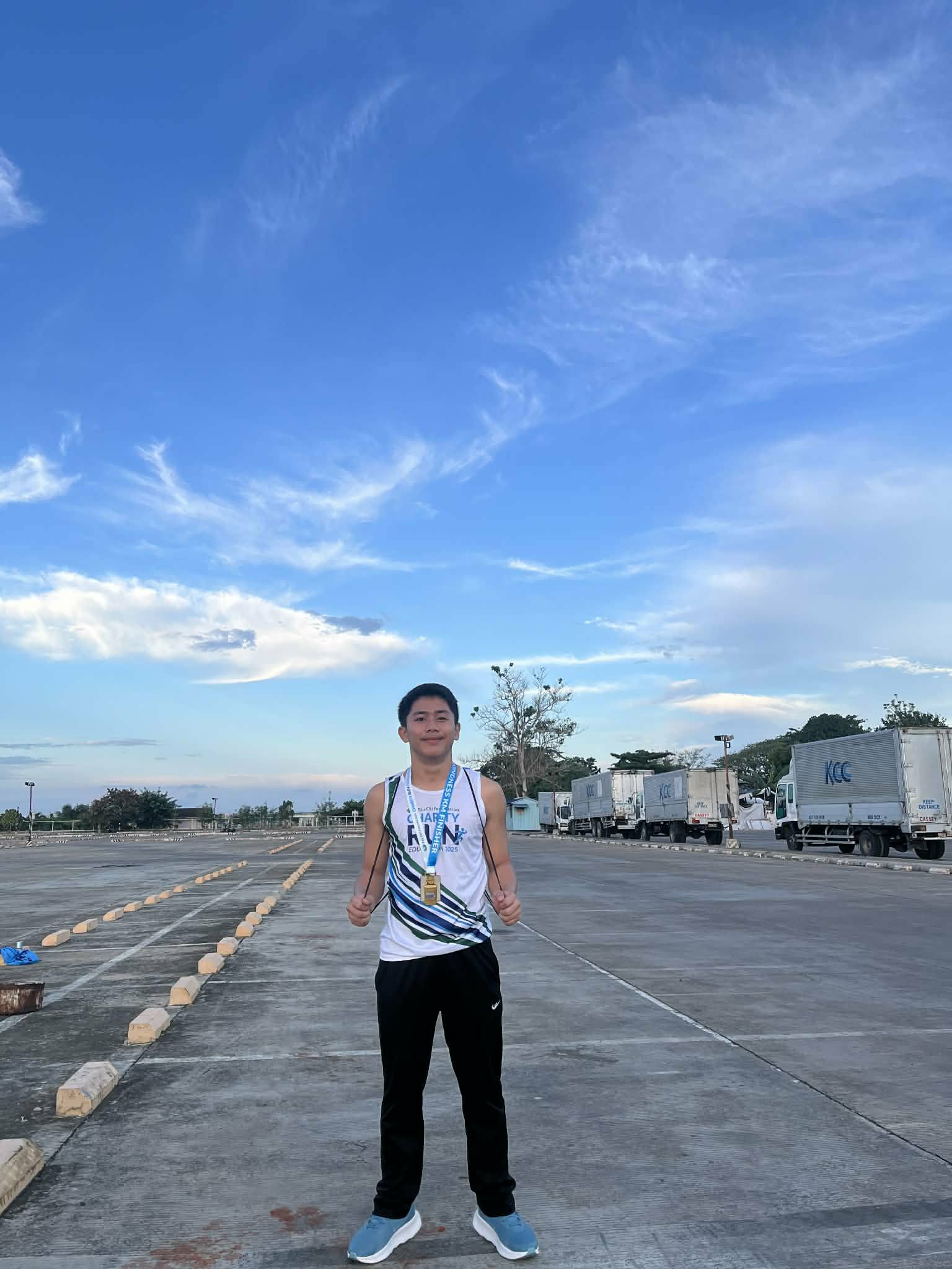 Carll Maverick Salac actively participates in Tzu Chi activities, including the Tzu Chi Charity Run for Education.