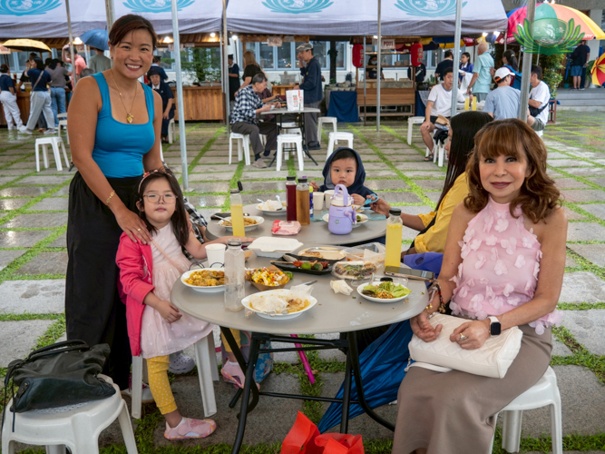 Even with the threat of a typhoon, families and friends spent their November 8 and 9 shopping and dining together at Fiesta Verde. 