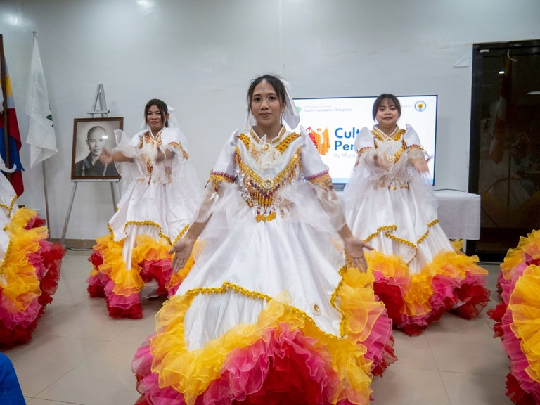 A dance performance by Victoreños added a festive and joyful atmosphere on gratitude night.