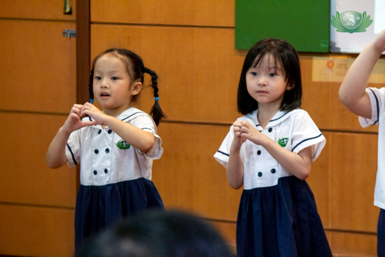 Students give their best performances during the Filial Piety celebration.