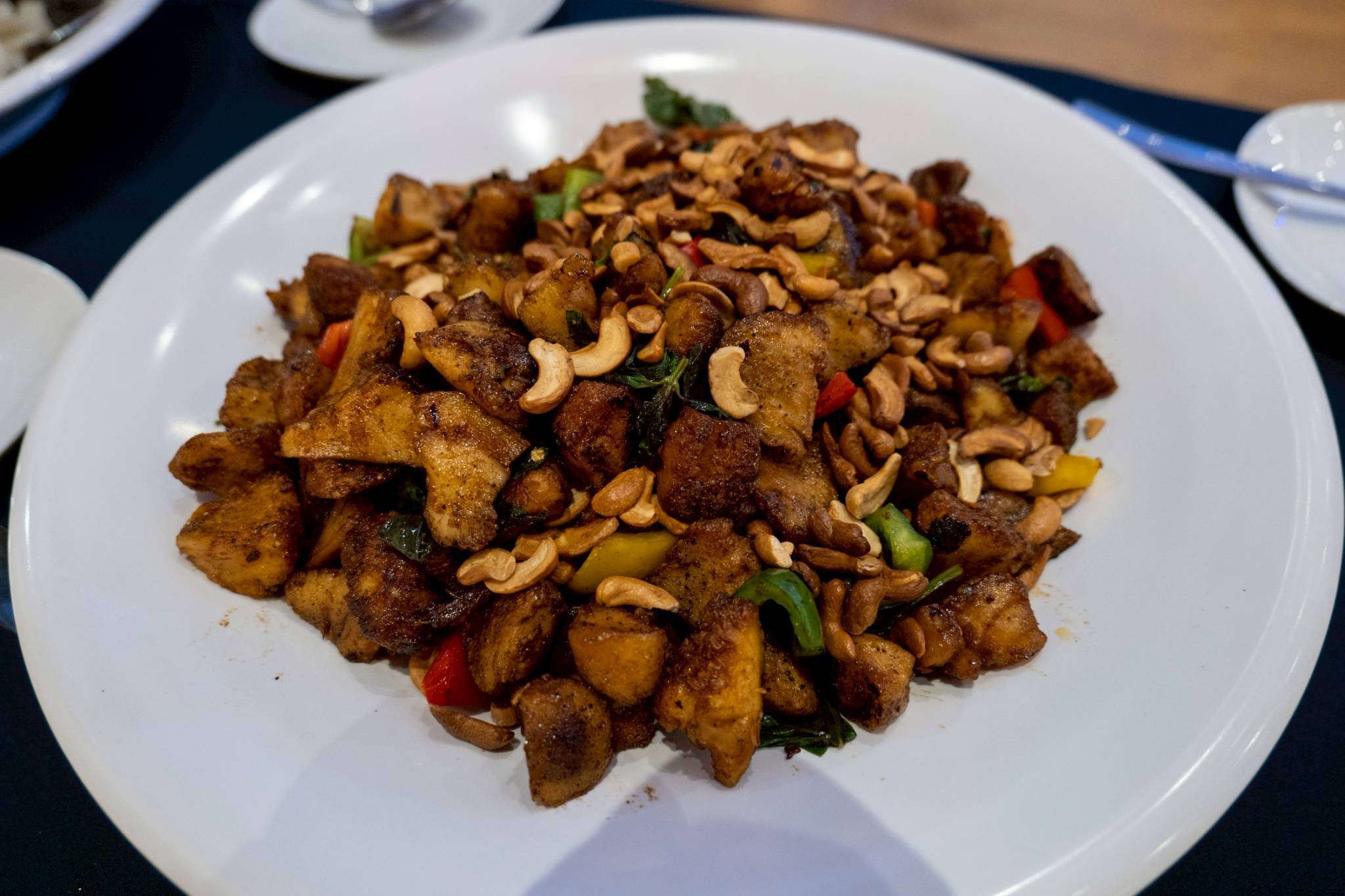 Even non-vegetarian guests savored Tzu Chi’s wide selection of plant-based dishes.