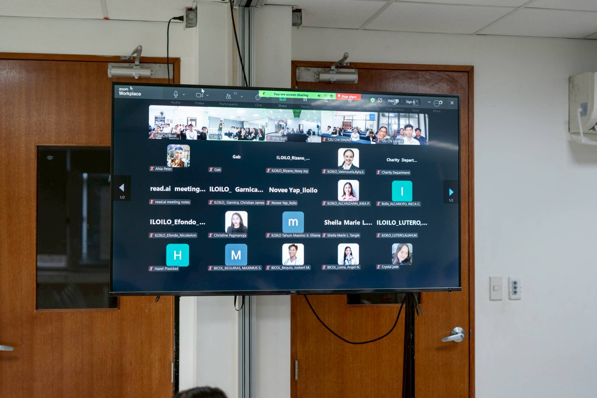 Online participants from Tzu Chi liaison offices also joined the opening program virtually.