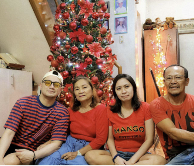 (From left) Steven Nico Flores with his mother Roselyn, sister Kristina Dennis, and father Fernando. “We were whole in this crisis,” he described of the support his family showed him when his illness left him discouraged.