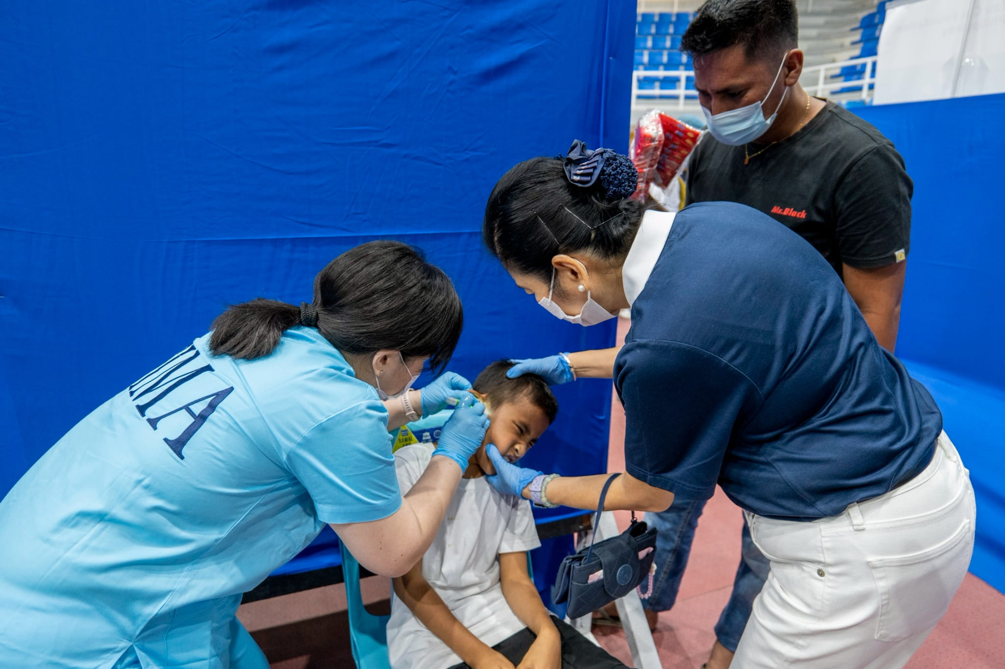 Patients receive free ear check-ups and consultations from the ENT team.