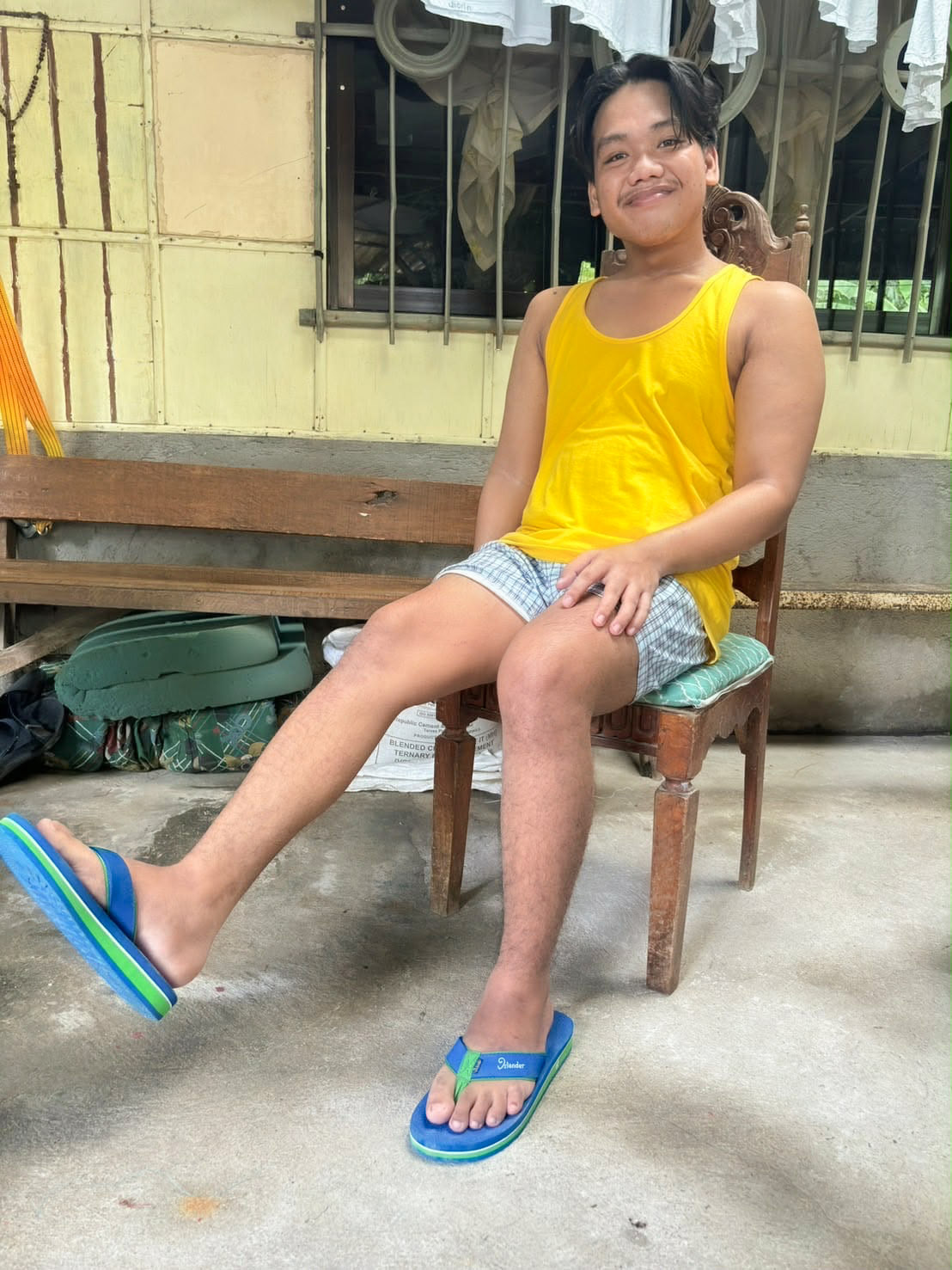 Don is sincerely grateful to the Tzu Chi Foundation for bringing hope back into his life. Because of the foundation’s help, he is now slowly returning to a normal life and pursuing  dreams that were once put on hold.