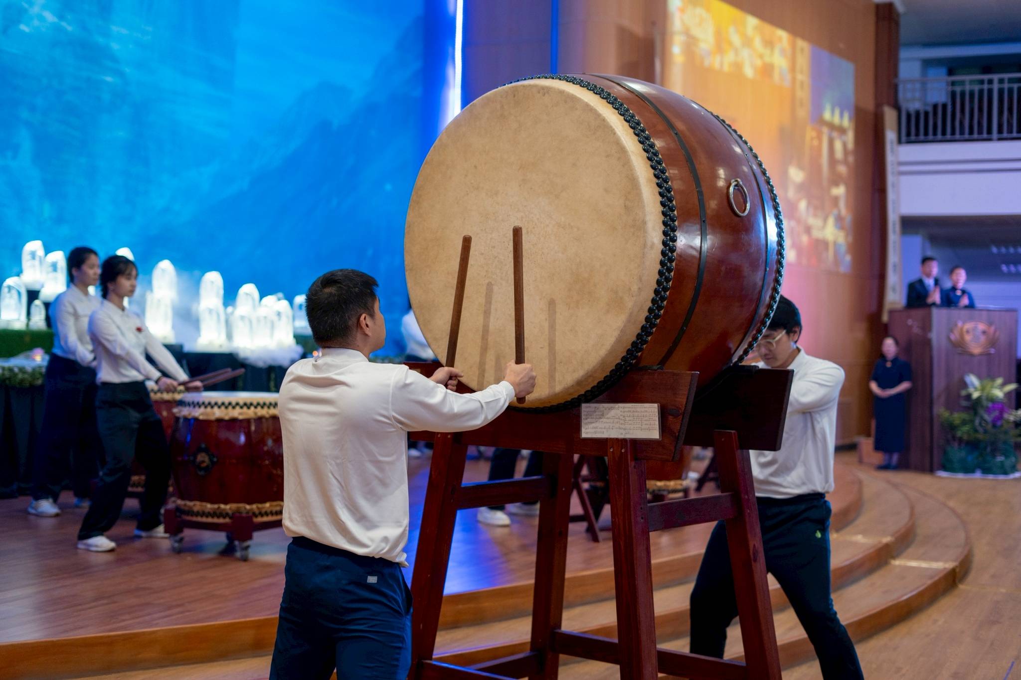 The performance was a heartfelt and full-fledged effort by the Tzu Chi Youth.
