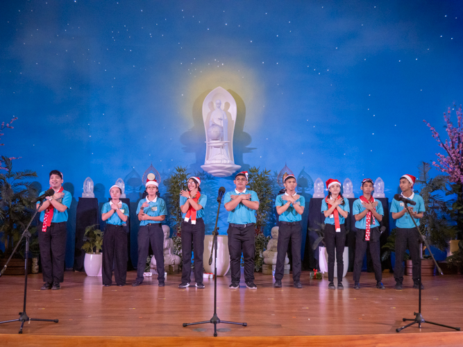 Performance of Tzu Chi scholars from Technological University of the Philippines at the Christmas Carol Contest