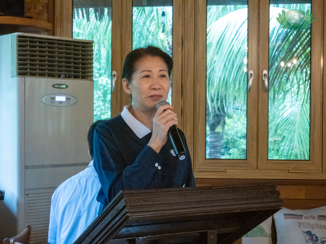 Tzu Chi Philippines Deputy CEO Woon Ng thanks partner institutions Globo Asiatico and Transmedic Philippines for their unwavering support in the past years, and hopes for a continued relationship as they open opportunities for patient care through the MOA.