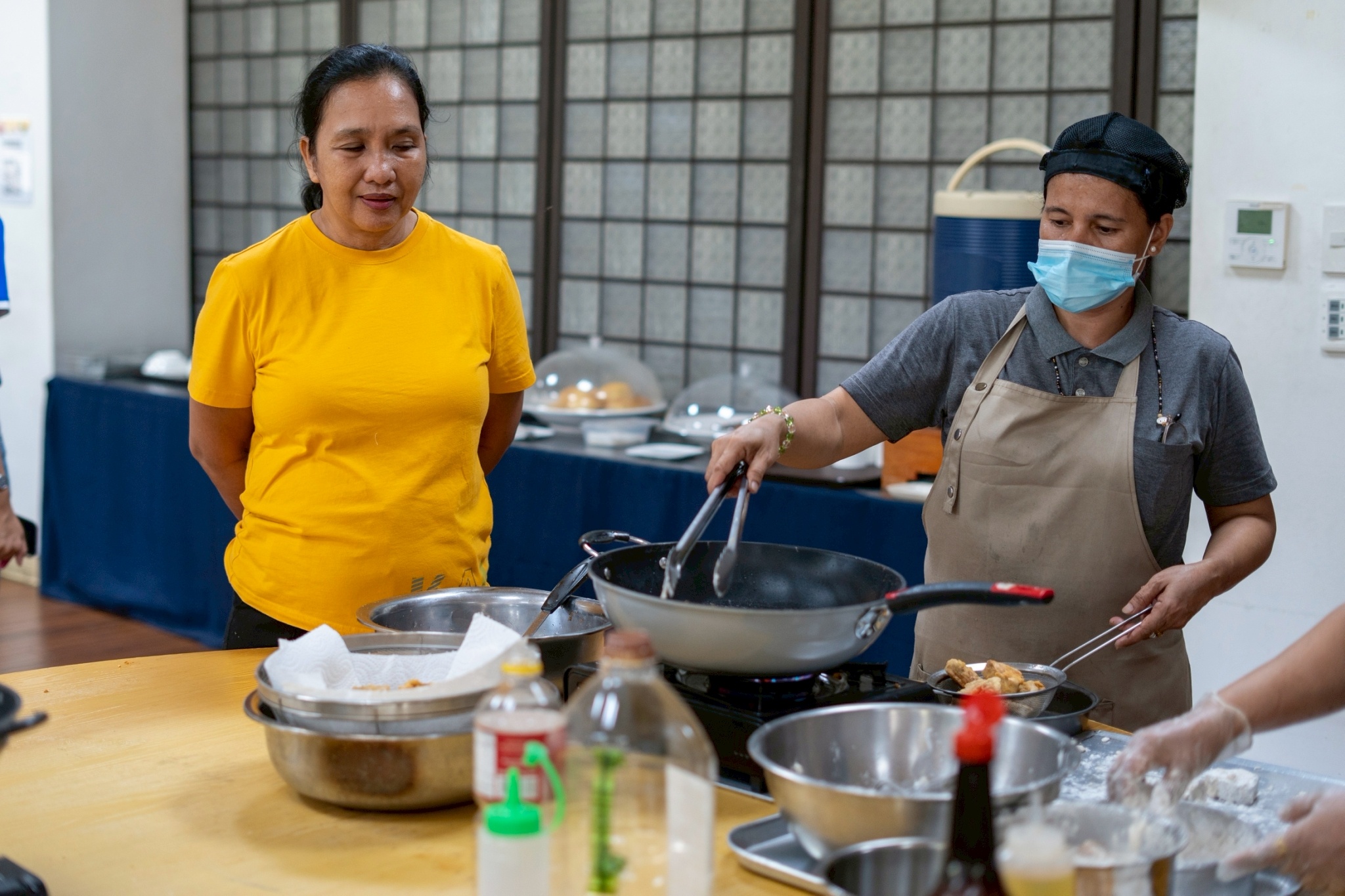 Nenita Espayos (left) enjoyed her two-week immersion at the Buddhist Tzu Chi Campus.   “If we had known about vegetarian cooking earlier and we had been here earlier, maybe we would have been able to adopt and apply all these learnings in our LGU earlier and in the community as well as among school children.”