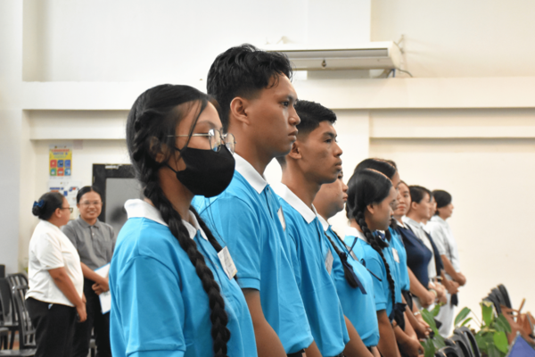 Fourteen Tzu Chi scholars attend the awarding of scholarships during the Memorandum of Agreement (MOA) signing between Tzu Chi Philippines and Leyte Normal University.