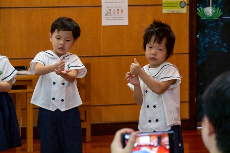 Students give their best performances during the Filial Piety celebration.