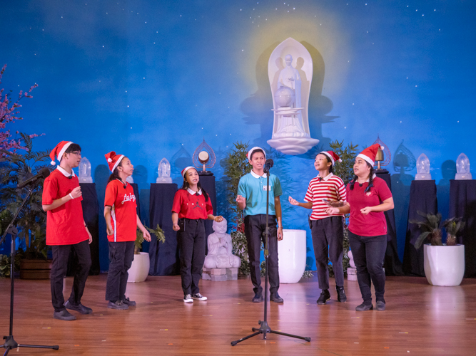 Performance of Tzu Chi scholars from Universidad de Manila at the Christmas Carol Contest