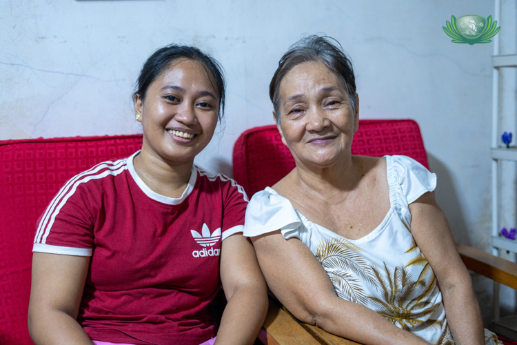 With her mother, Mercia