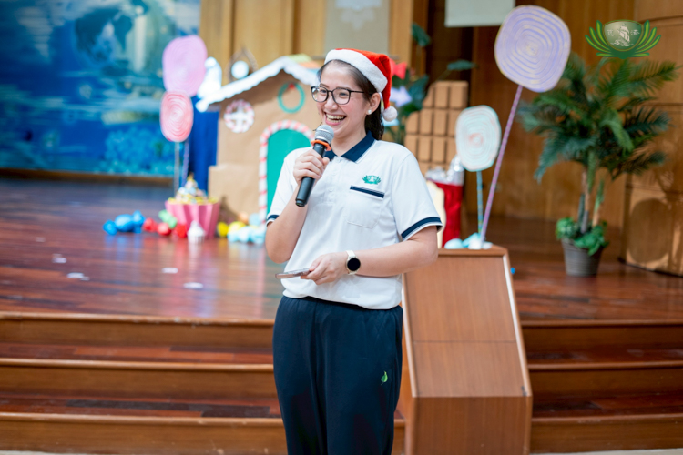 Tzu Chi Great Love Preschool Philippines Directress Jane Sy opened the event by welcoming the parents, expressing appreciation to everyone who helped make the celebration possible, and building excitement for the students’ upcoming performances.