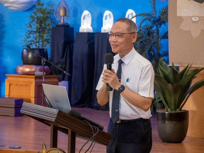 Tzu Chi Taiwan CEO Po-wen Yen gave a series of talks during Tzu Chi Philippines’ Diligence Camp from November 7 to 10 at Buddhist Tzu Chi Campus in Sta. Mesa, Manila. 