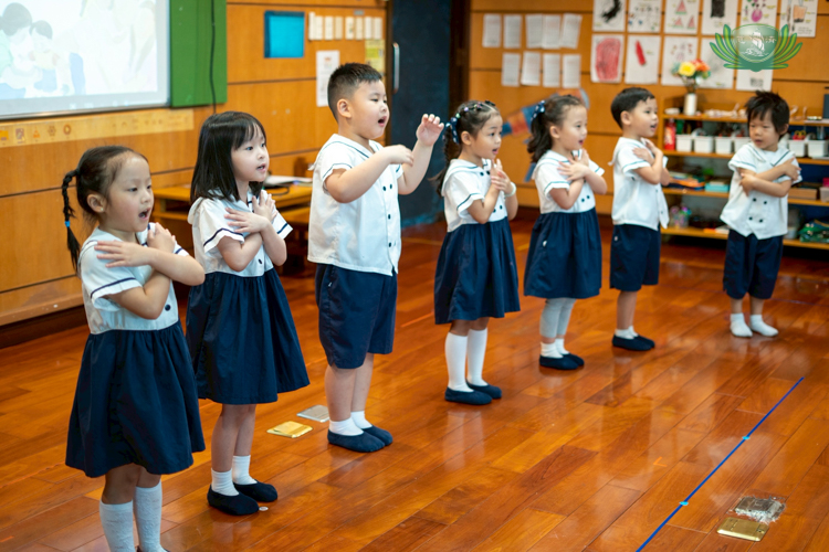 Students give their best performances during the Filial Piety celebration.