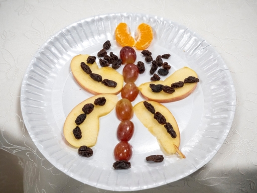 Everyone’s creativity was showcased through the fruit-art-making portion of the event.