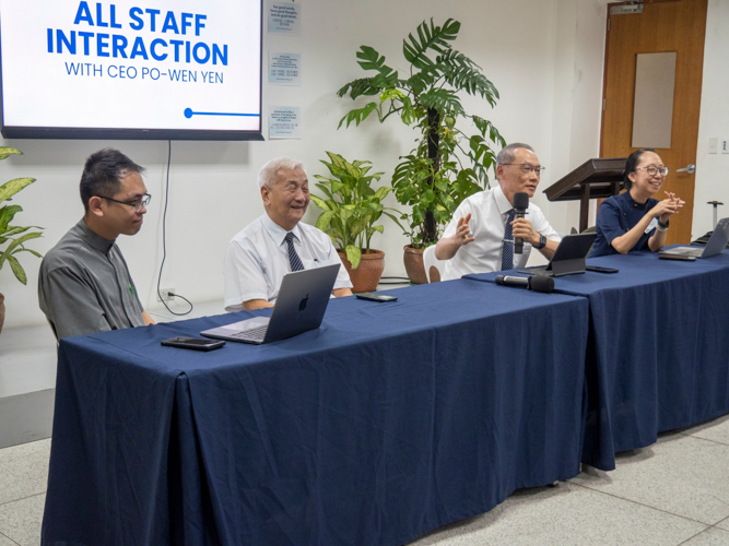 At a meet and greet with Tzu Chi Philippines staffers, Tzu Chi Taiwan CEO Po-wen Yen (second from right) suggested volunteers work smarter with the help of technology like Artificial Intelligence and the internet. Joining CEO Yen were (from left) Sean Tan, special assistant to the CEO, Tzu Chi Philippines CEO Henry Yuñez, and Peggy Sy-Jiang, director from the Office of the CEO. 